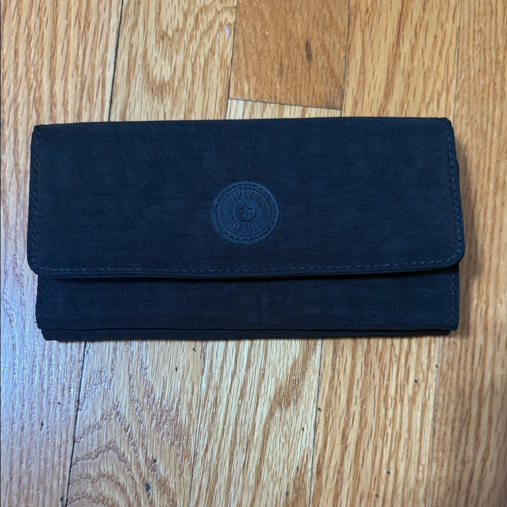 Kipling Black and Gray Wallet